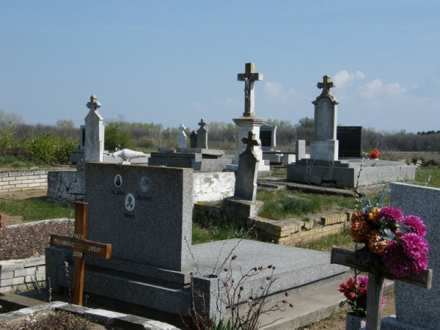 Groblje Gornji Tavankut_005